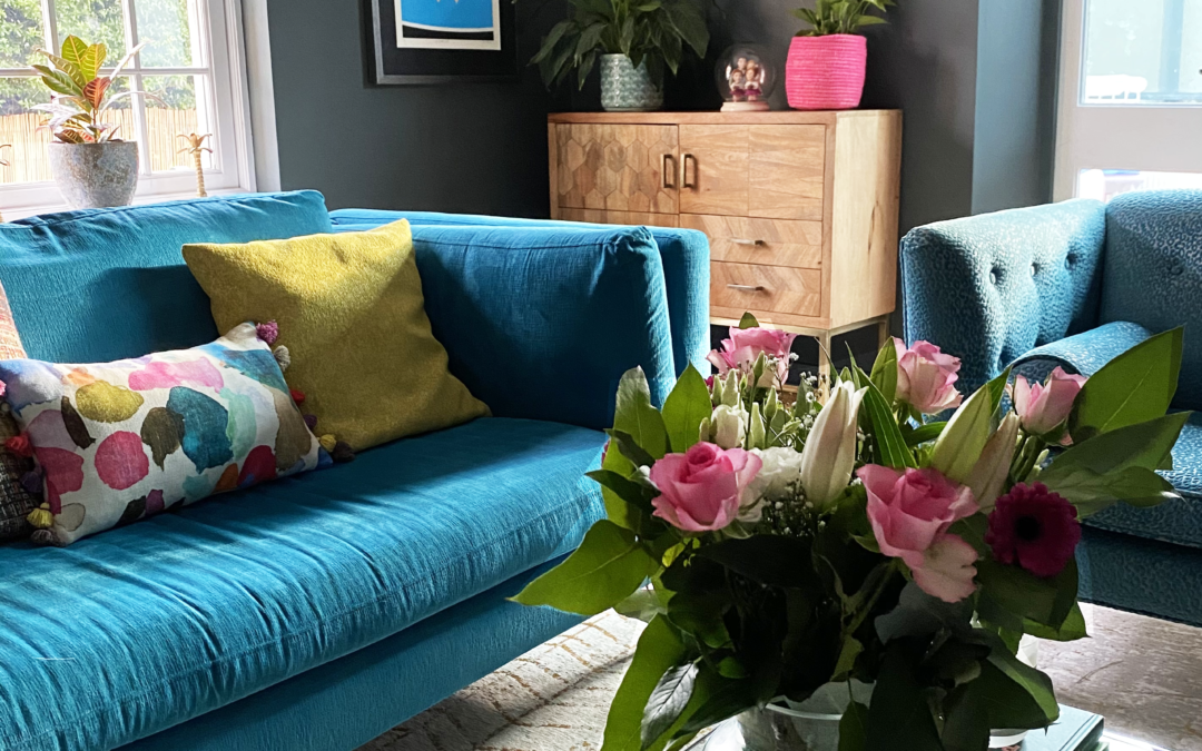 Easy Living Room Update with Flowers